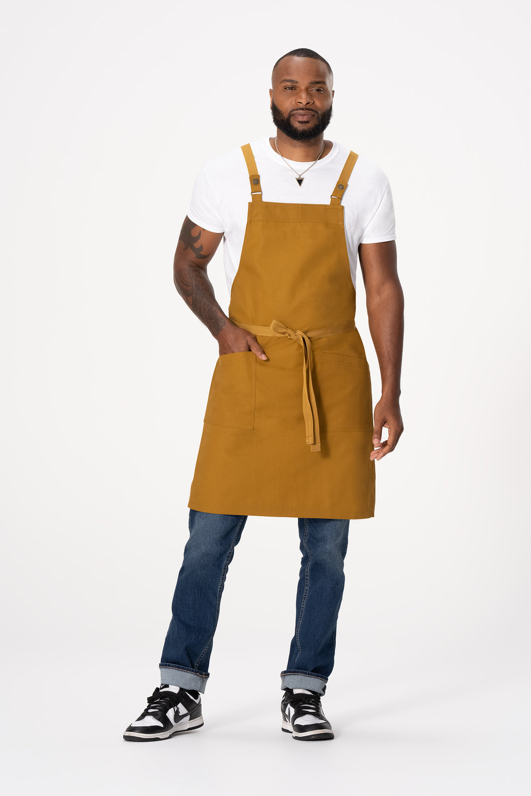 APRONS