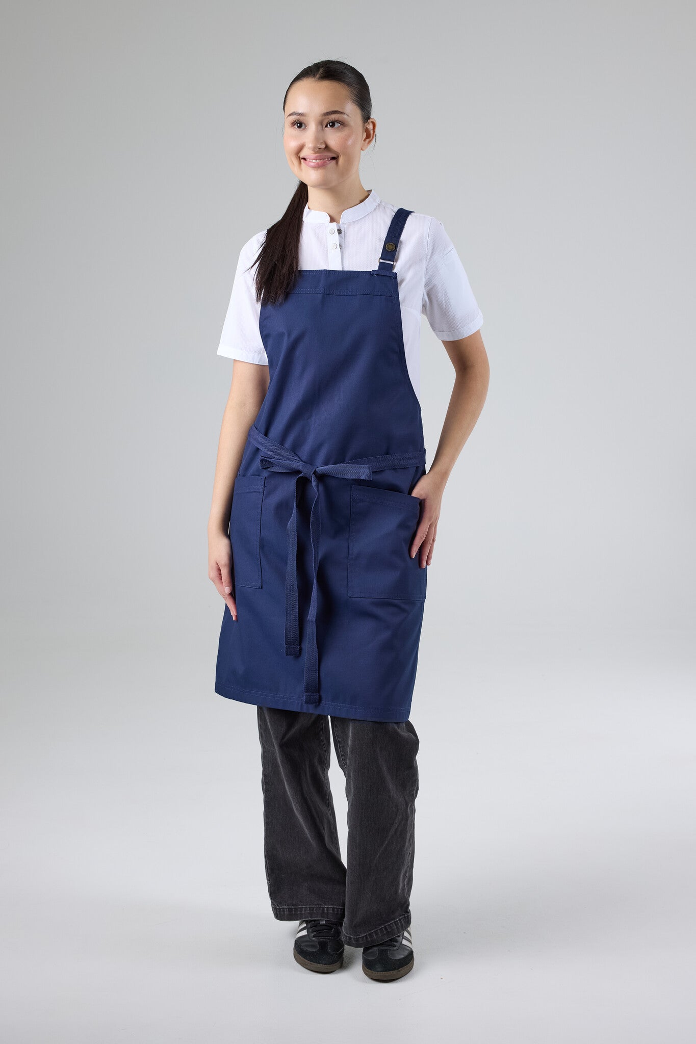Lockharte Cross Back Apron
