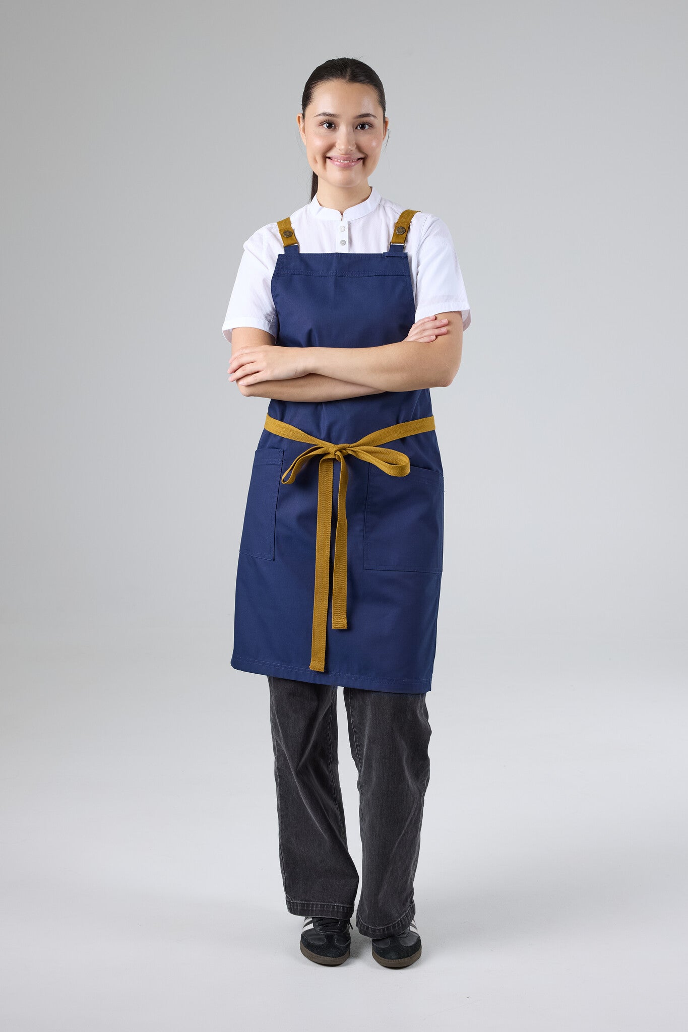 Lockharte Cross Back Apron