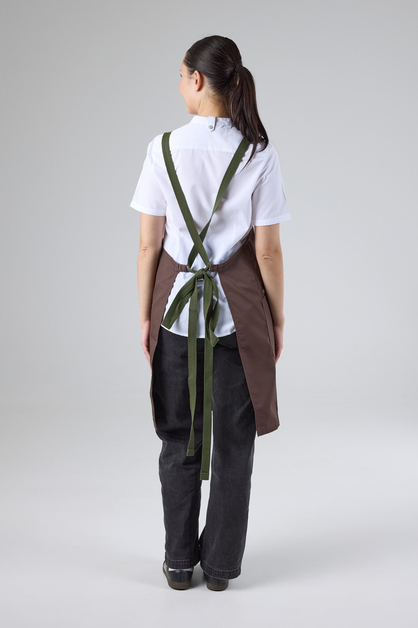 Lockharte Cross Back Apron