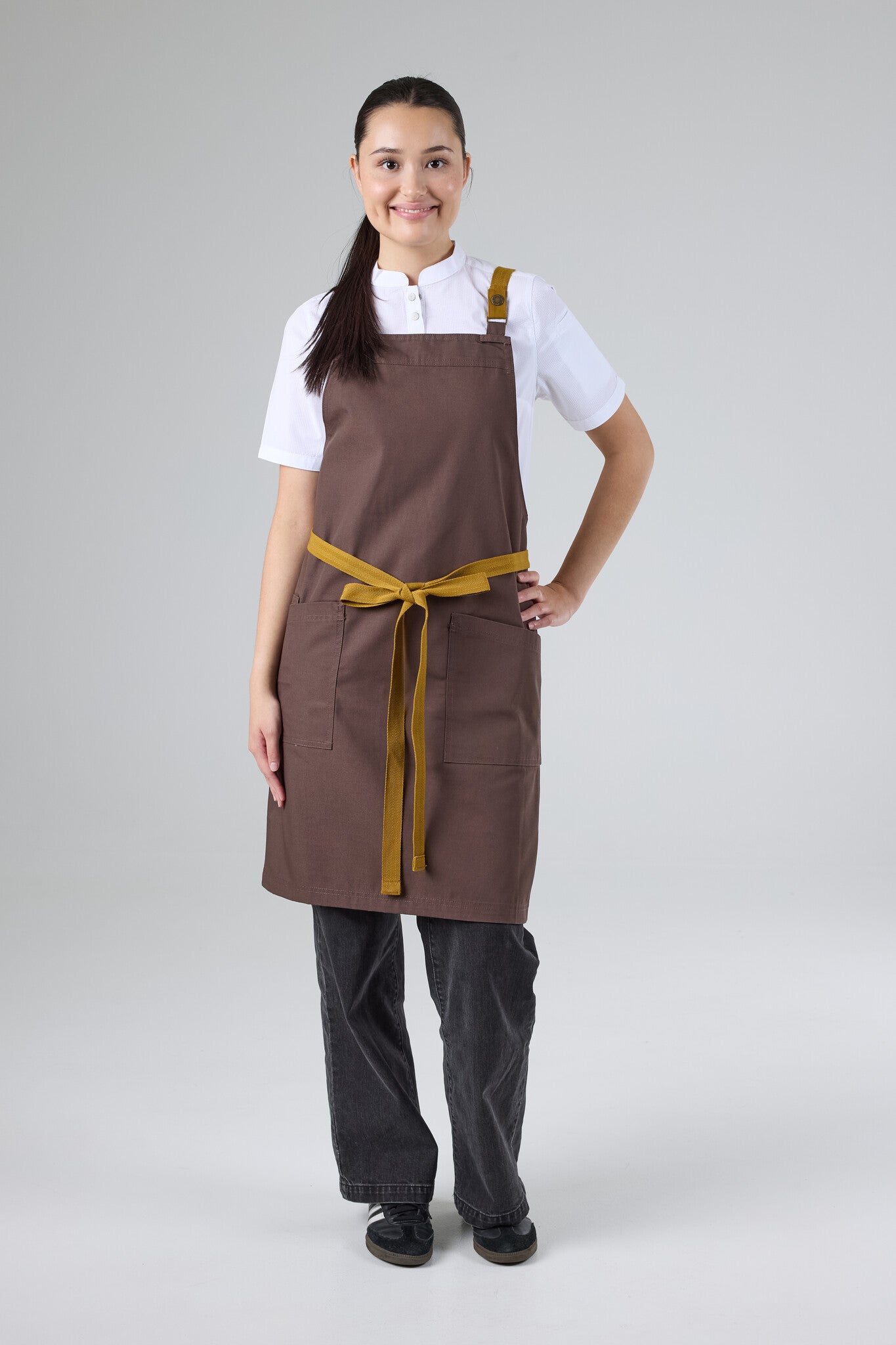Lockharte Cross Back Apron