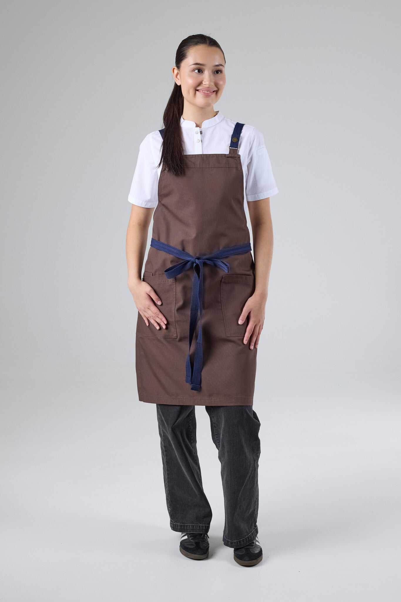 Lockharte Cross Back Apron