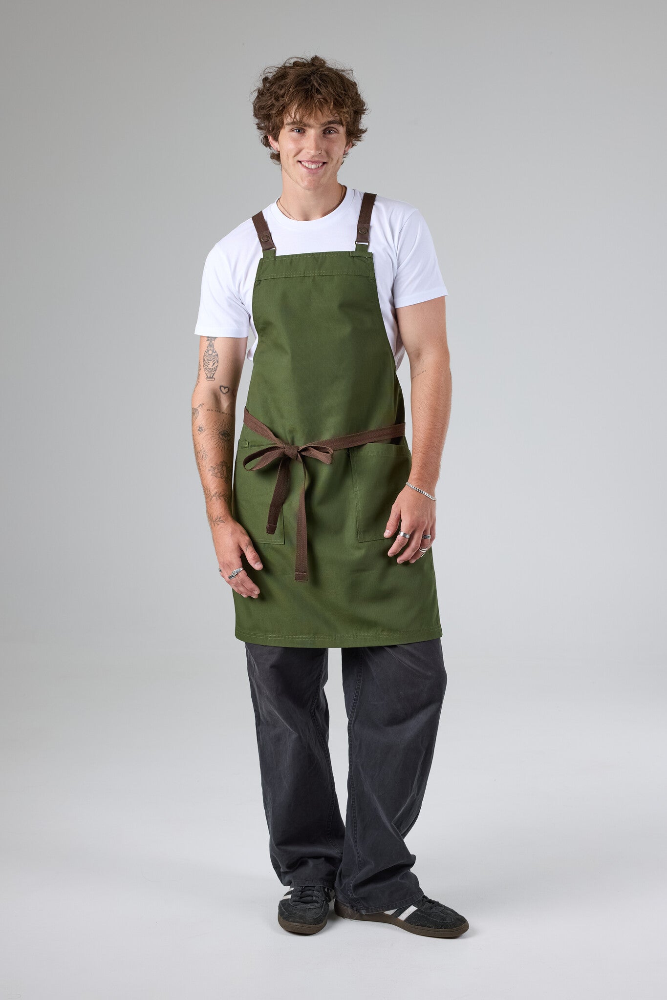 Lockharte Cross Back Apron