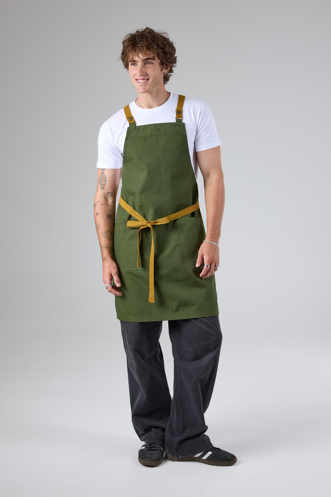 Lockharte Cross Back Apron