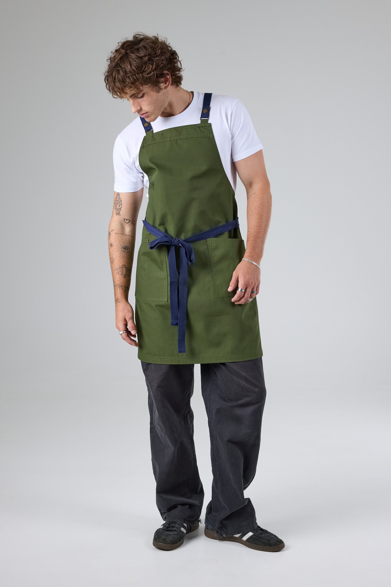 Lockharte Cross Back Apron