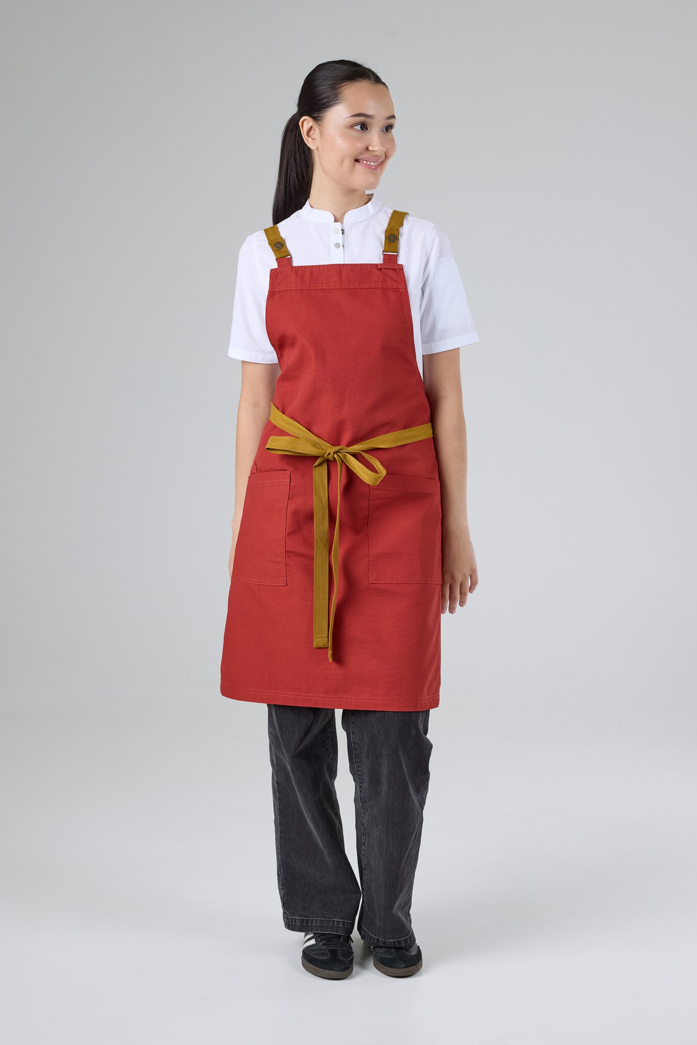 Lockharte Cross Back Apron